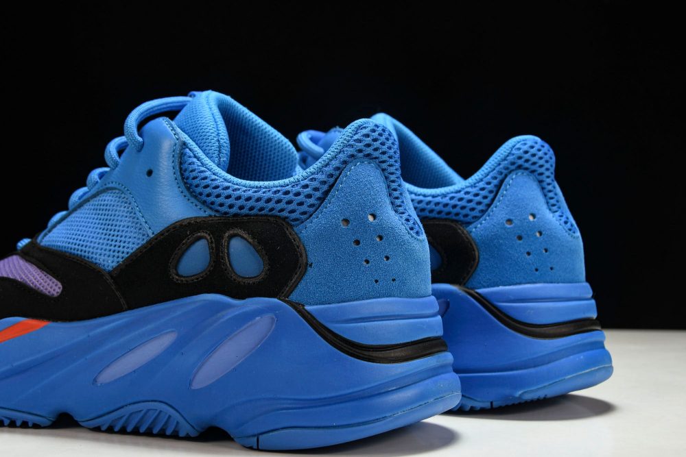 Yzy Boost 700 Hi-Res Blue - Image 8