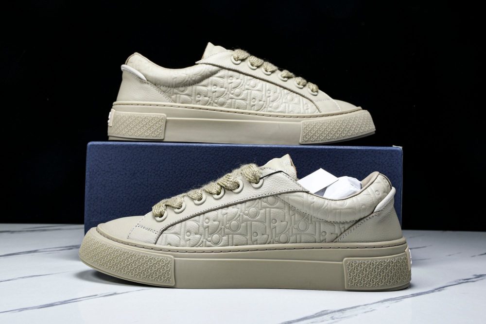 D1or B33 Gravity Leather 'Oblique Triple Beige' - Image 20