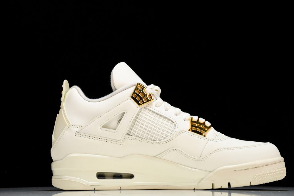 AJ4 Retro 'Metallic Gold' - Image 3