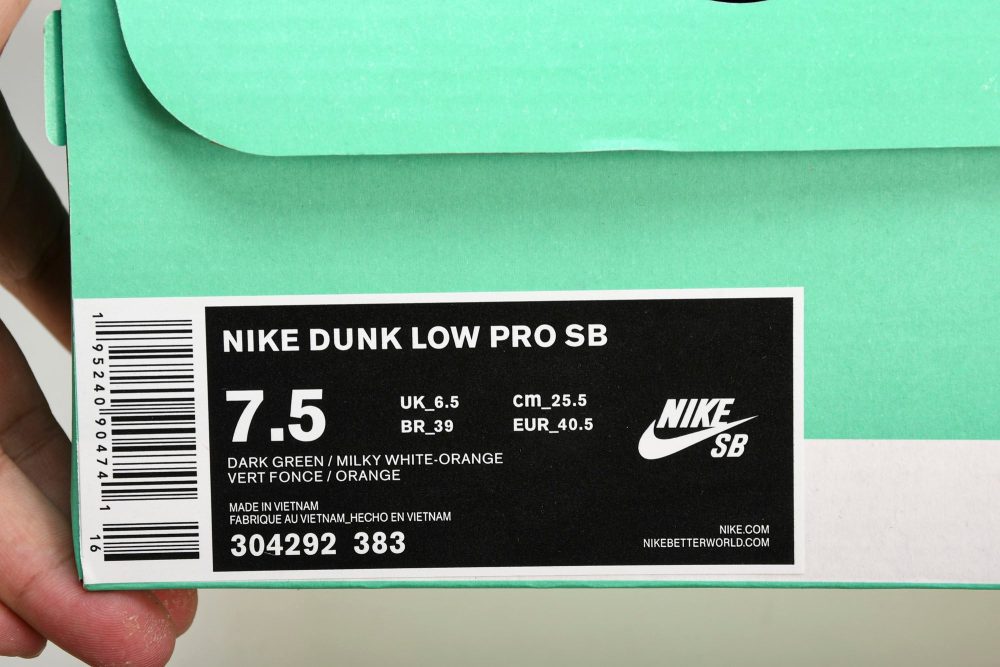 SB Dnk Low 'Legion Pine Kumquat' - Image 30