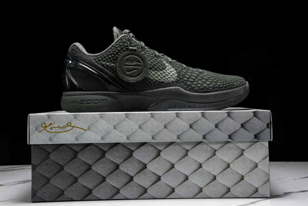 Kobe 6 'Fade to Black' - Image 24