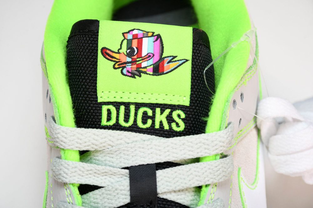 Dnk Low Oregon Ducks PE - Image 12