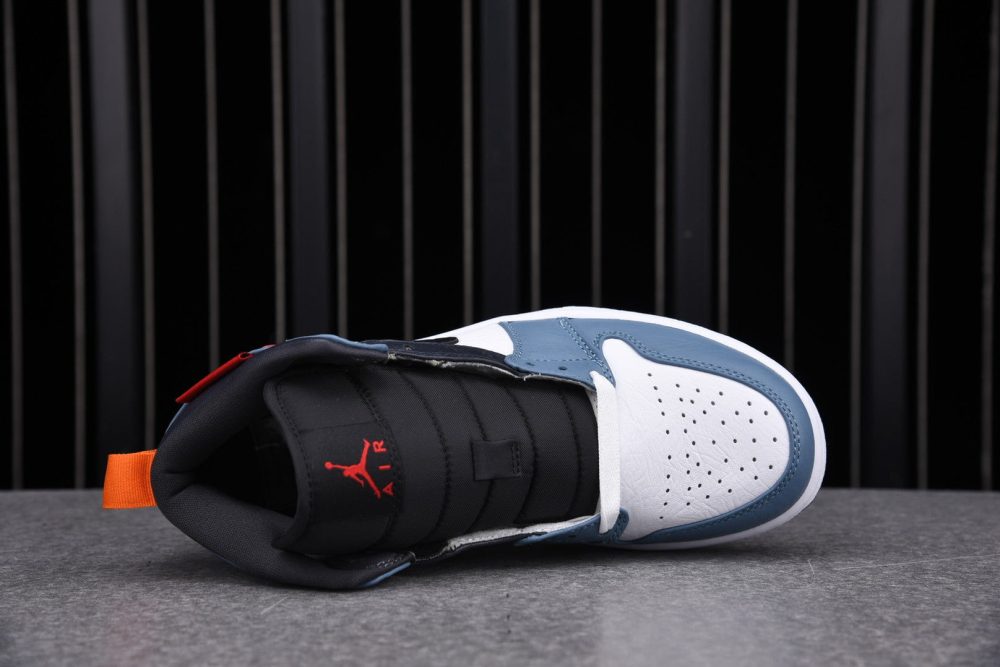 Facetasm x AJ1 Mid ‘Fearless’ - Image 3