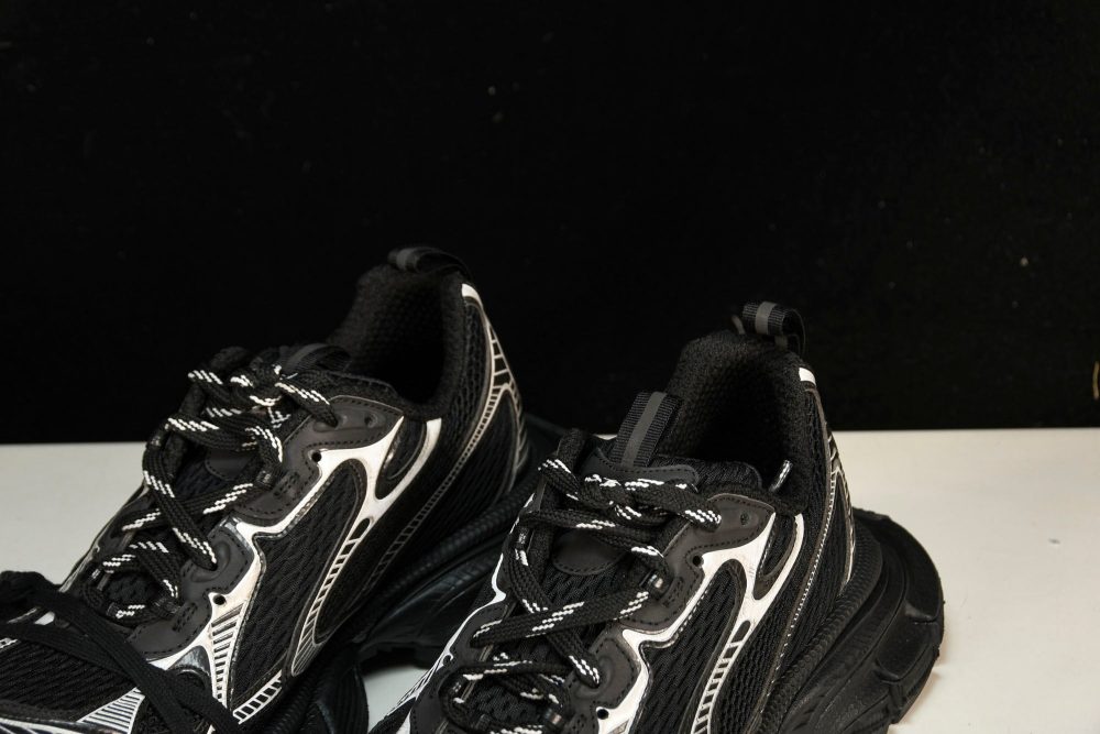 3XL Sneaker 'Black White' - Image 22