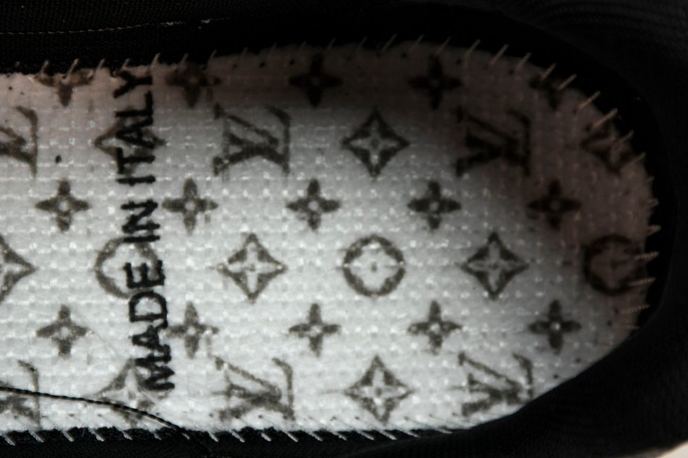 Louis Vuittоп Trainer Low by Yayoi Kusama 'Black Print' - Image 15