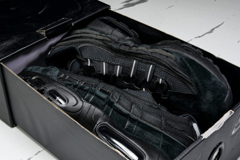 Comme des Garcons x AM95 'Black' - Image 29
