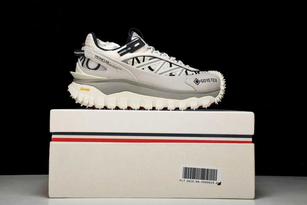 Moncler Trailgrip GTX 'White Grey' - Image 24