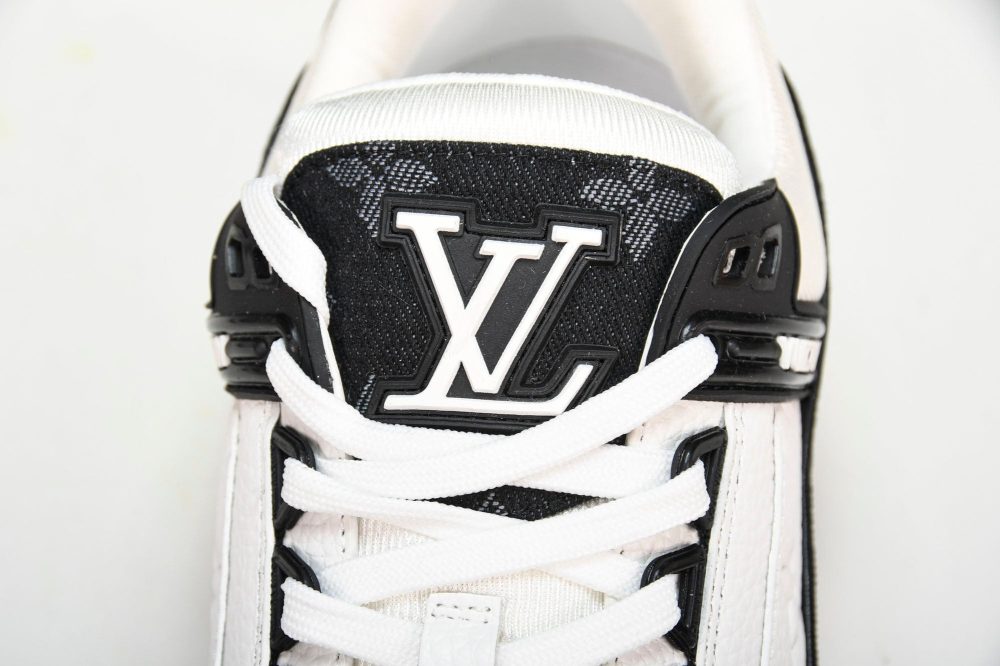 Louis Vuittоп Trainer Low 'Black White' - Image 11