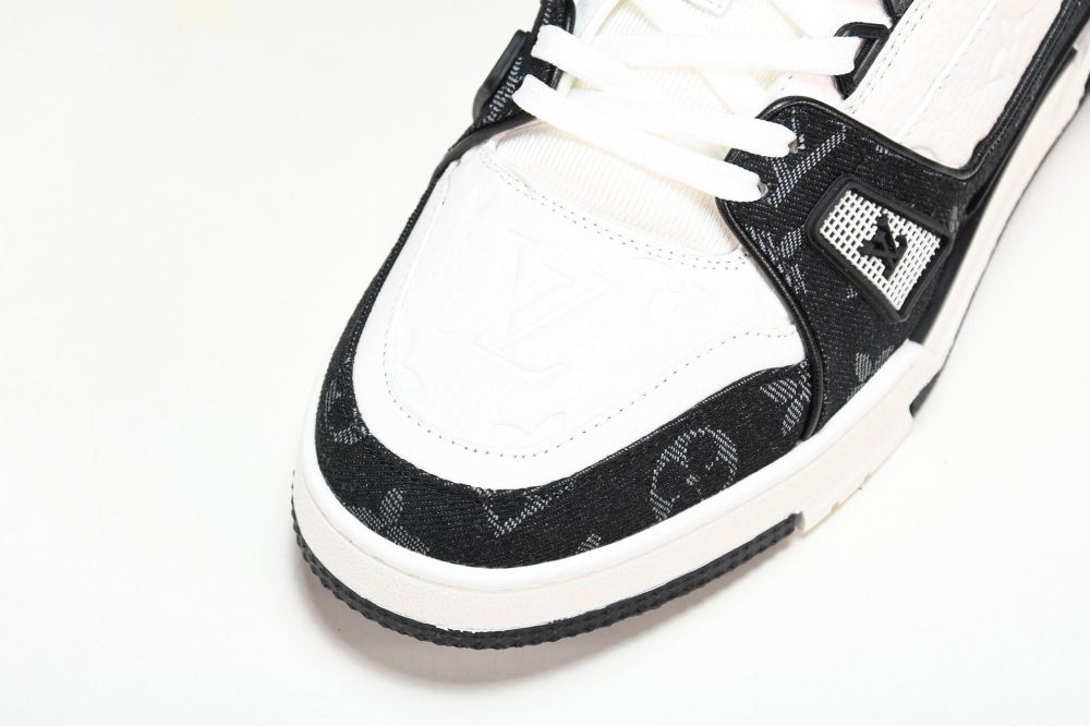Louis Vuittоп Trainer Low 'Black White' - Image 9