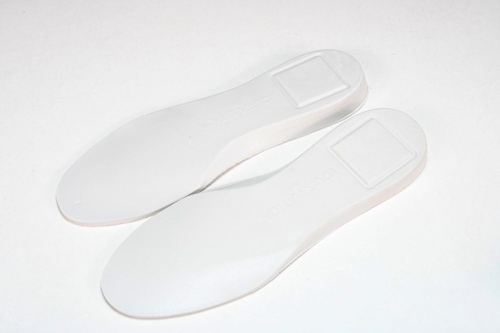 Louis Vuittоп Trainer Low 'White Signature' - Image 15