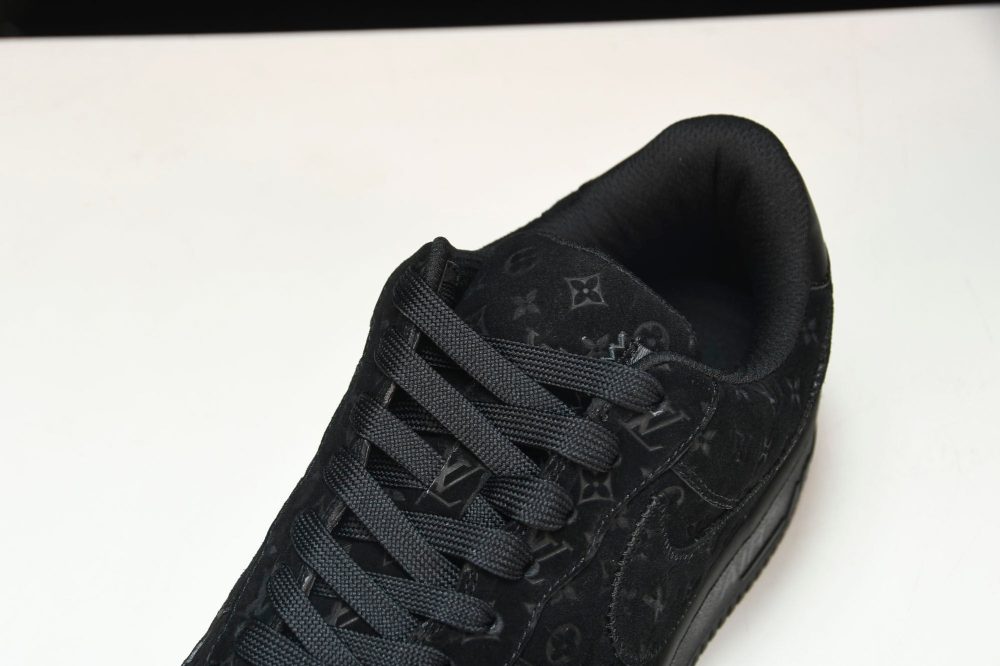 Louis Vuittоп x AF1 by Virgil Abloh 'Black' (With Special Case) - Image 10