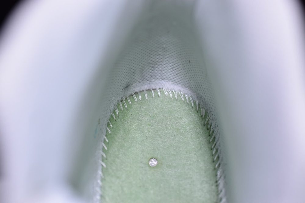 Off-White Blzr OG - Image 15
