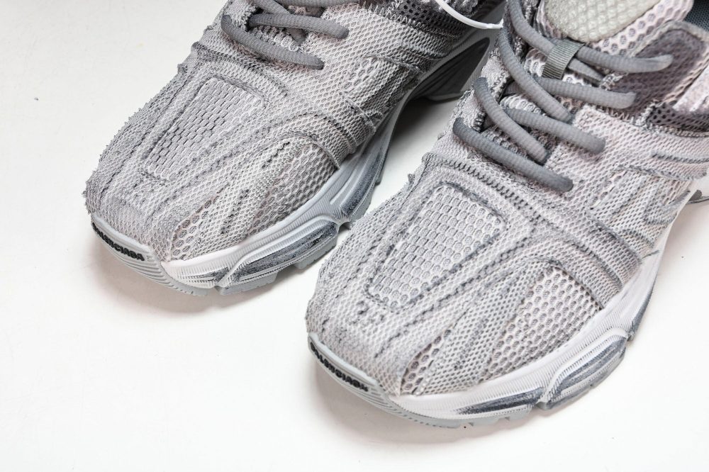 Phantom Trainer 'Light Grey' - Image 15