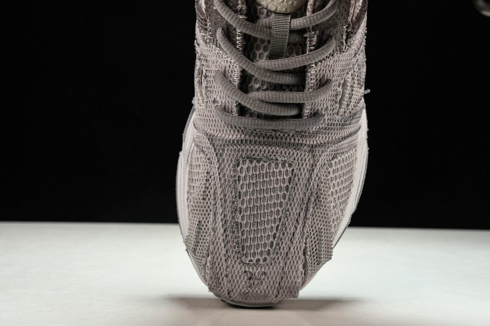 Phantom Trainer 'Light Grey' - Image 5