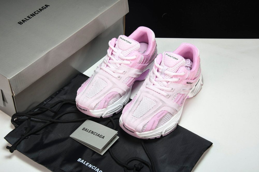 Phantom Trainer 'Pink' - Image 18