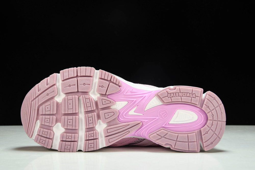 Phantom Trainer 'Pink' - Image 5