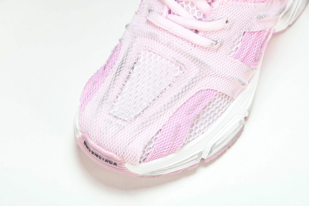 Phantom Trainer 'Pink' - Image 9