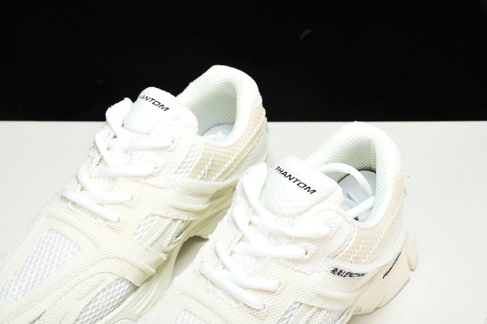 Phantom Trainer 'White' - Image 16
