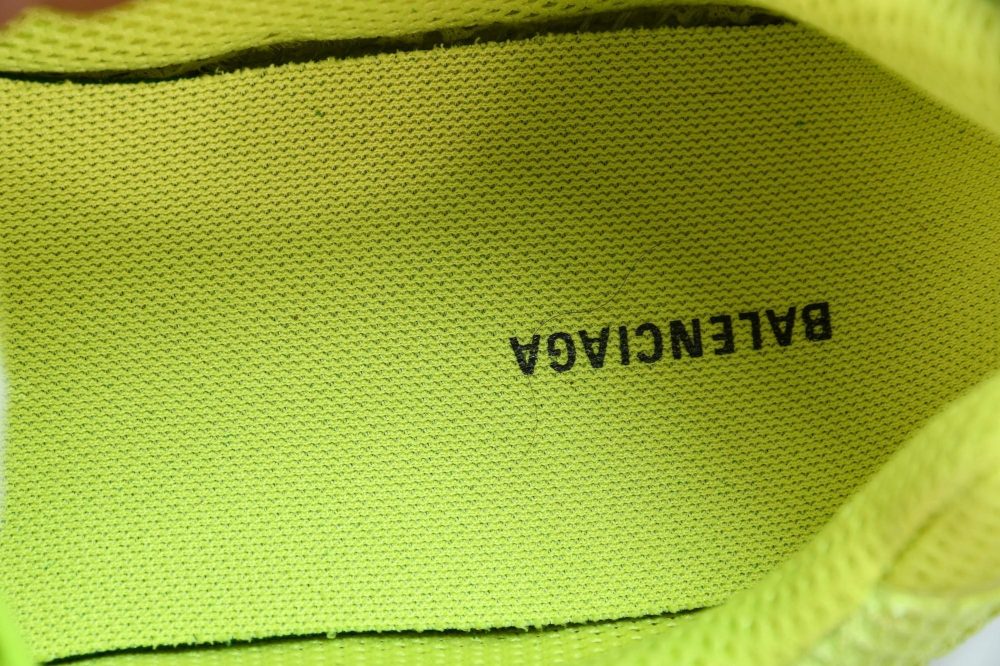 Phantom Trainer 'Yellow' - Image 13