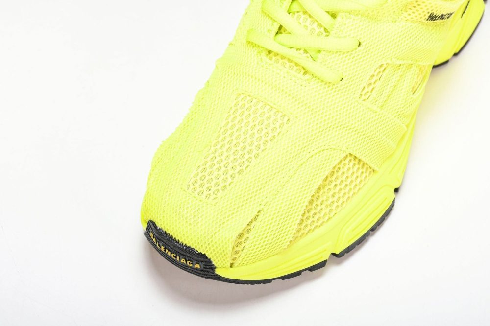 Phantom Trainer 'Yellow' - Image 9