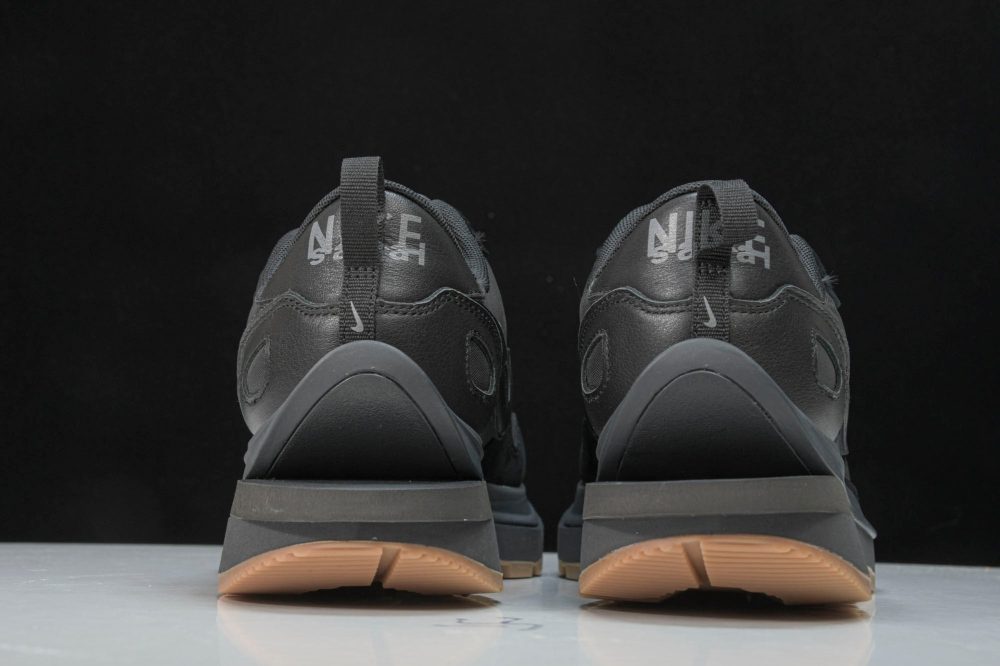 Sacai VaporWaffle ‘Black Gum’ - Image 7
