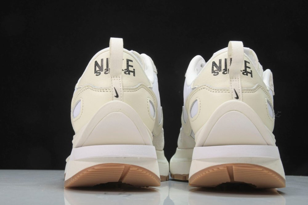 Sacai VaporWaffle ‘Sail Gum’ - Image 7
