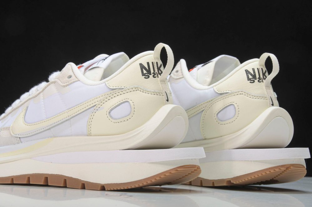Sacai VaporWaffle ‘Sail Gum’ - Image 8