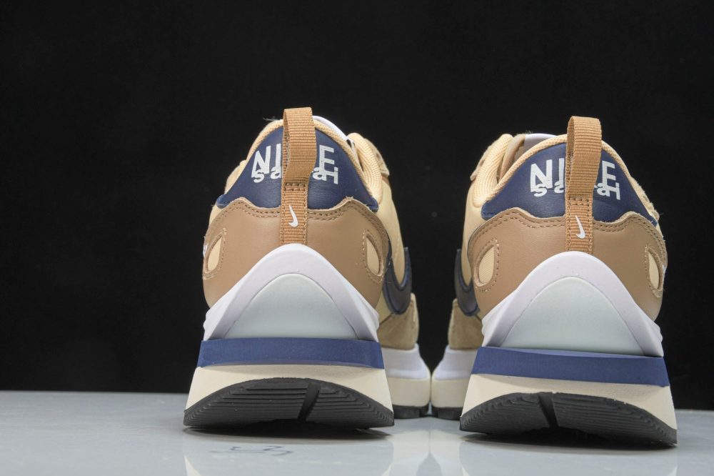 Sacai VaporWaffle ‘Sesame’ - Image 7