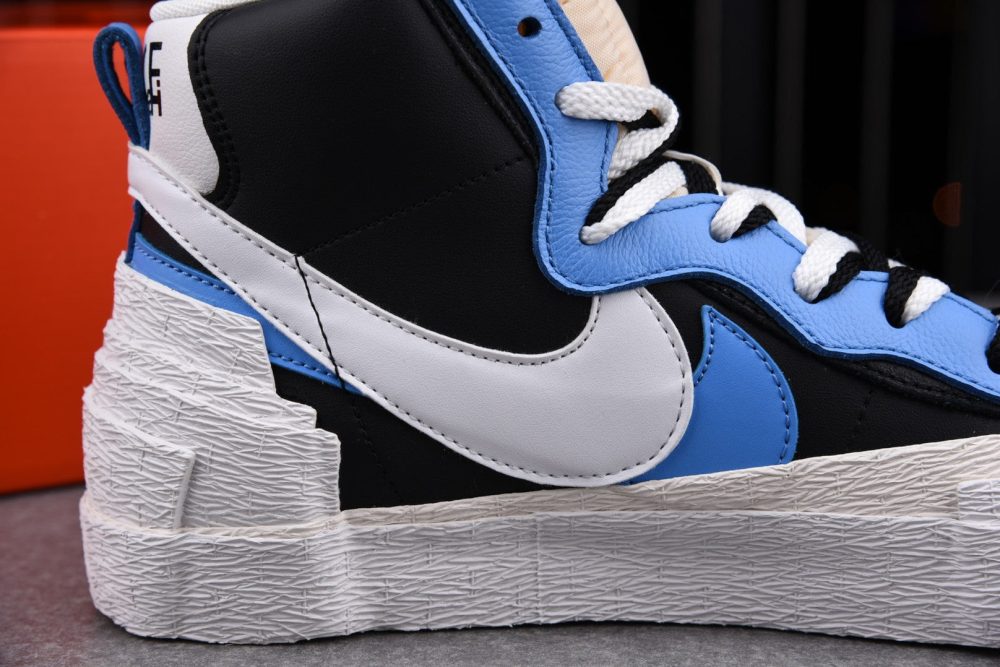 Sacai x Blzr Mid 'Black Blue' - Image 11