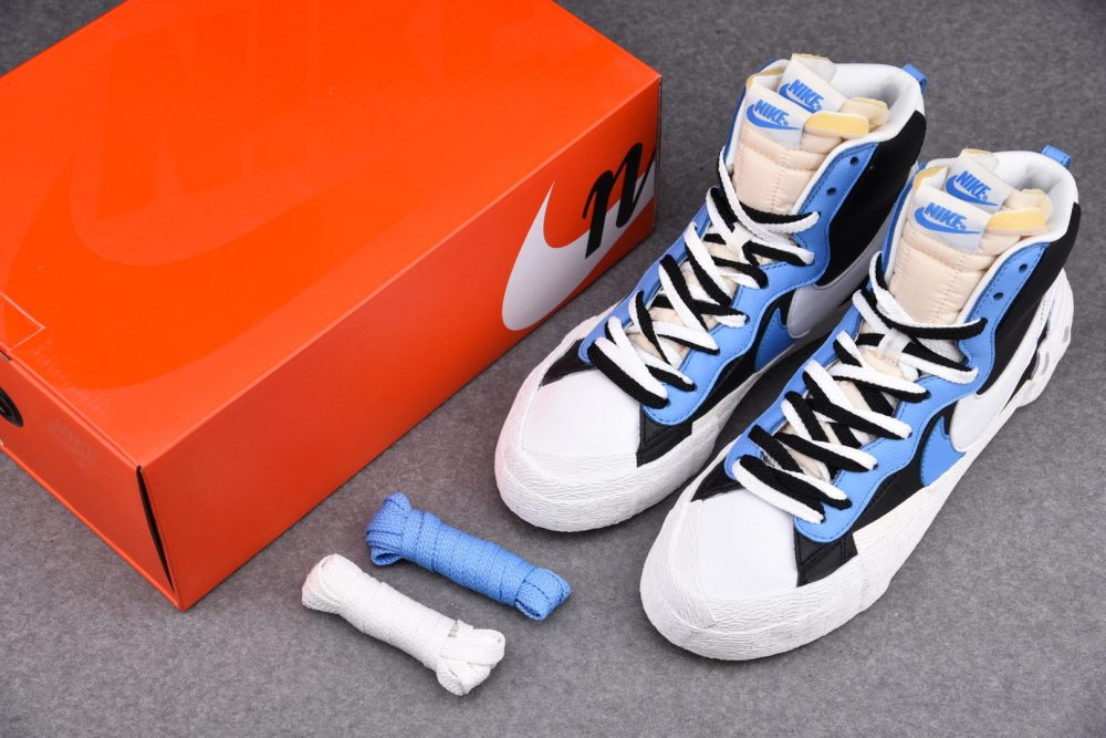 Sacai x Blzr Mid 'Black Blue' - Image 16