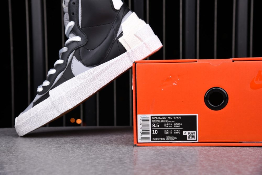 Sacai x Blzr Mid 'Black Grey' - Image 10