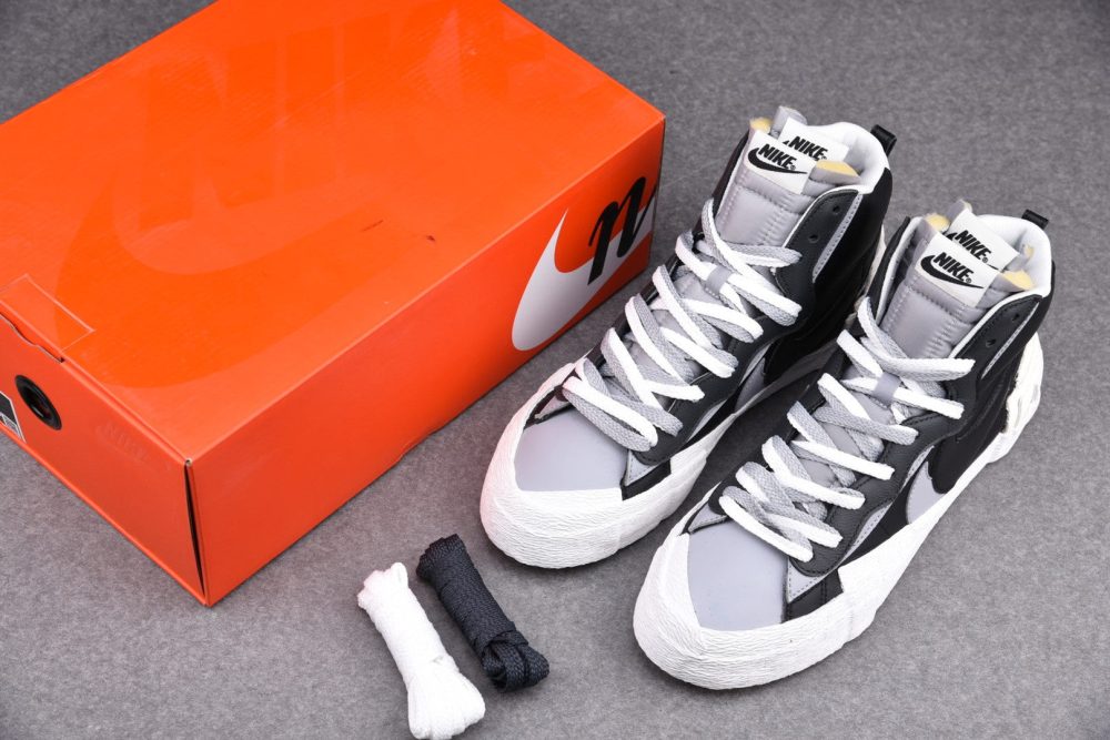 Sacai x Blzr Mid 'Black Grey' - Image 9
