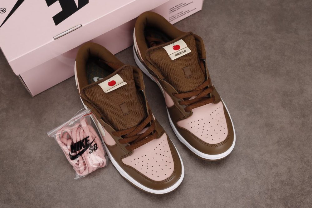 Stussy Cherry SB Dnk Low - Image 9