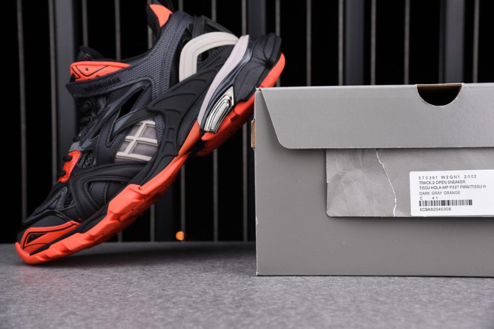 Track 2.0 Trainer 'Black Red Grey' - Image 10