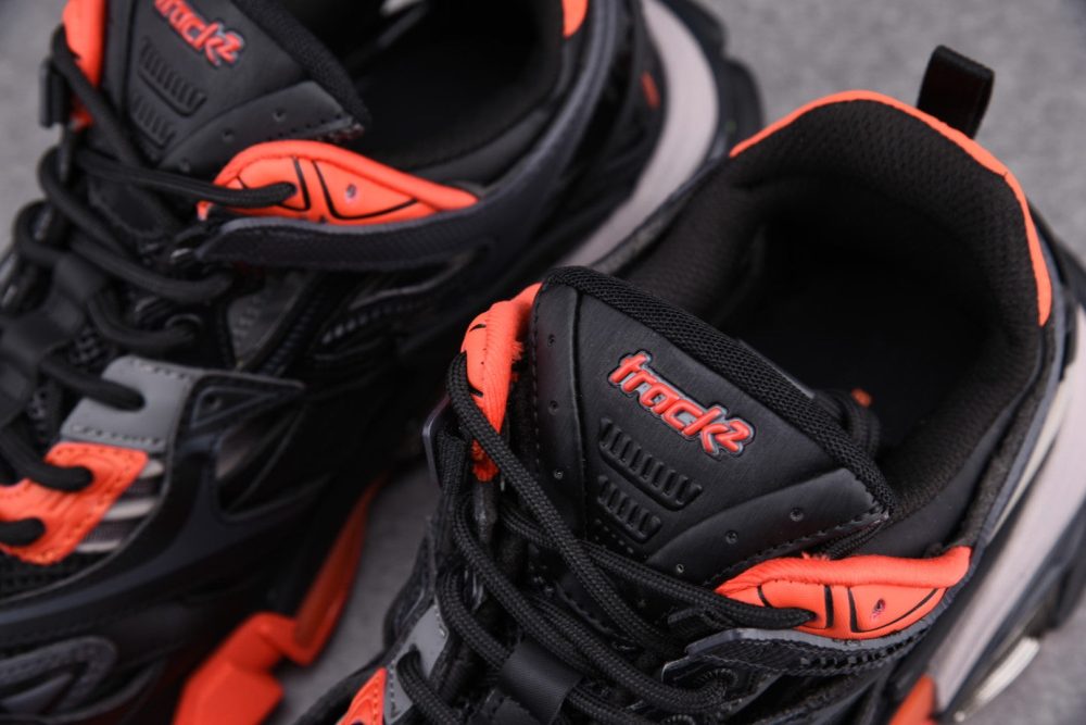 Track 2.0 Trainer 'Black Red Grey' - Image 7