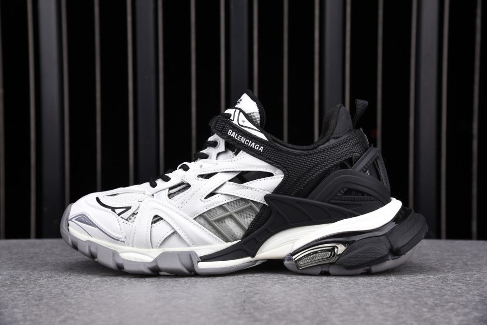 Track 2.0 Trainer 'Black White'