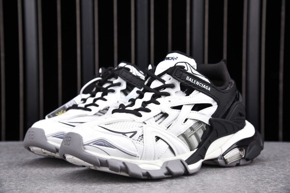 Track 2.0 Trainer 'Black White' - Image 9