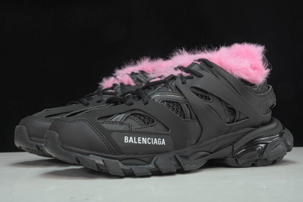 Track Trainer 'Faux Fur - Black Pink' - Image 2