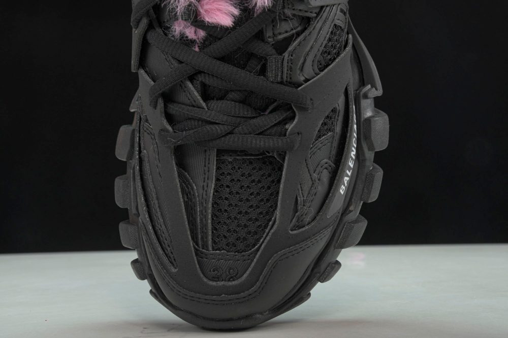 Track Trainer 'Faux Fur - Black Pink' - Image 6