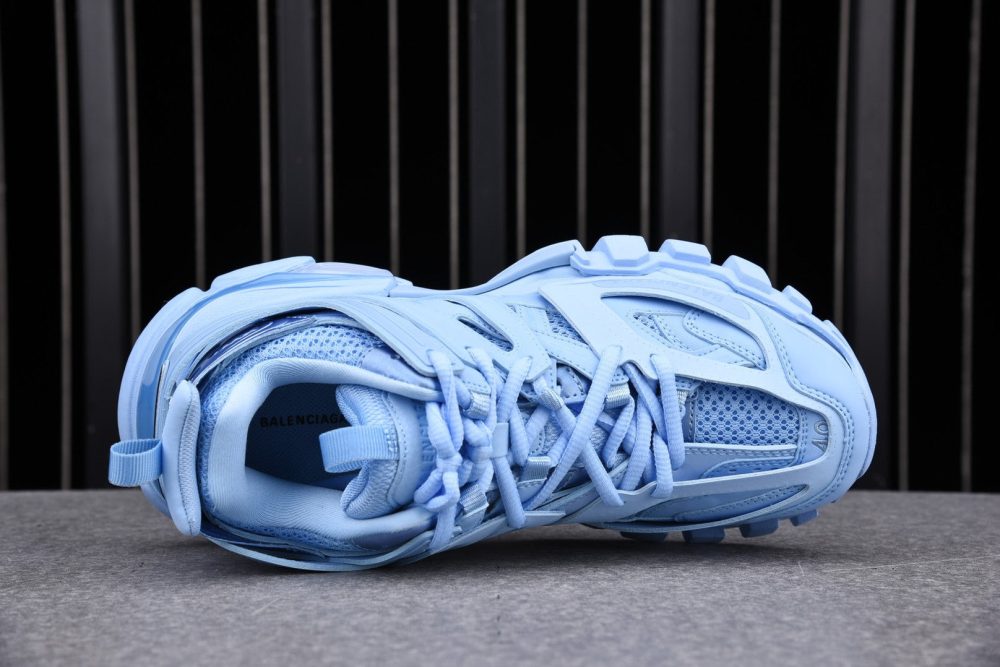 Track Trainer 'Light Blue' - Image 3