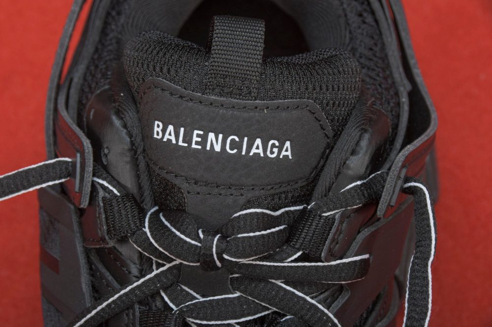 Track Trainer 'Triple Black' - Image 8