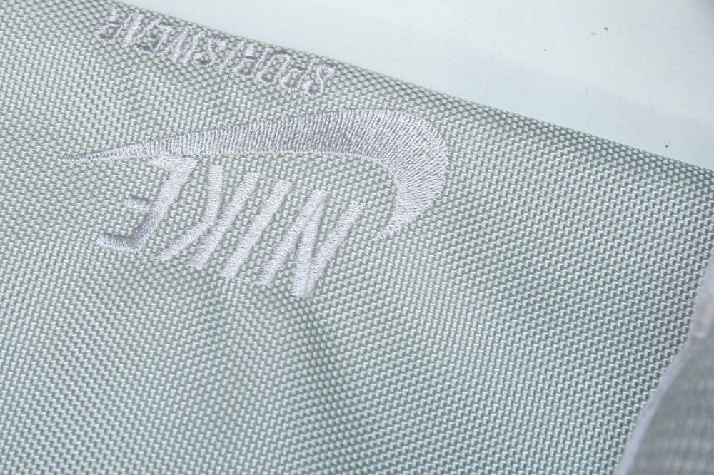 Yzy 2 NRG 'Pure Platinum' - Image 19