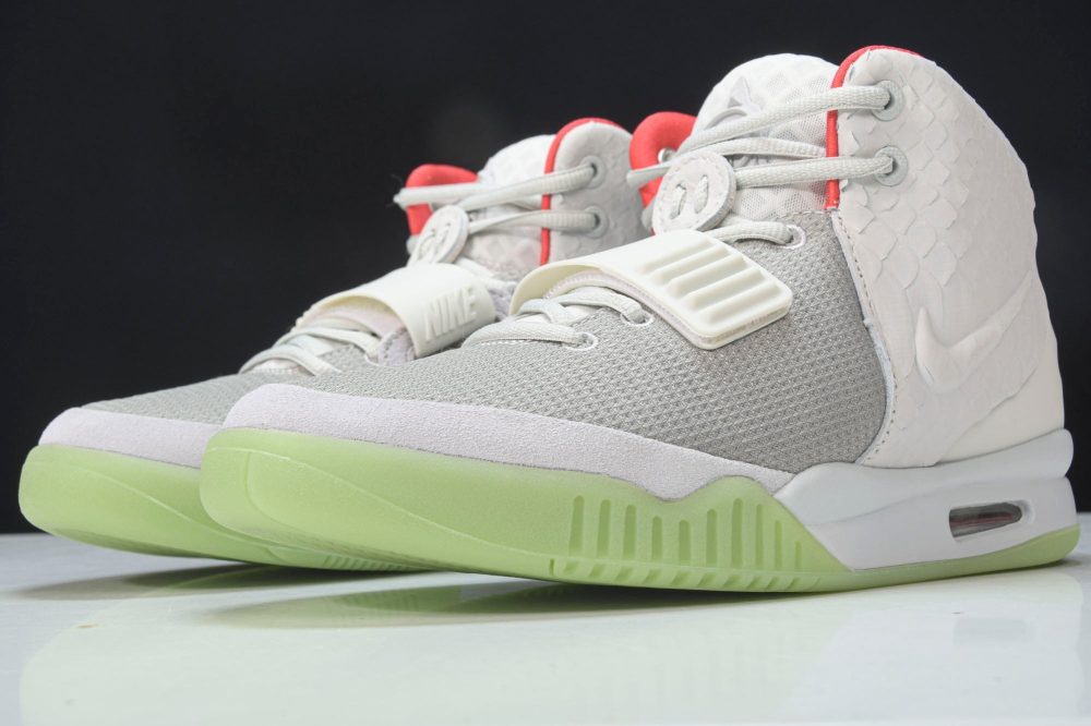 Yzy 2 NRG 'Pure Platinum' - Image 2