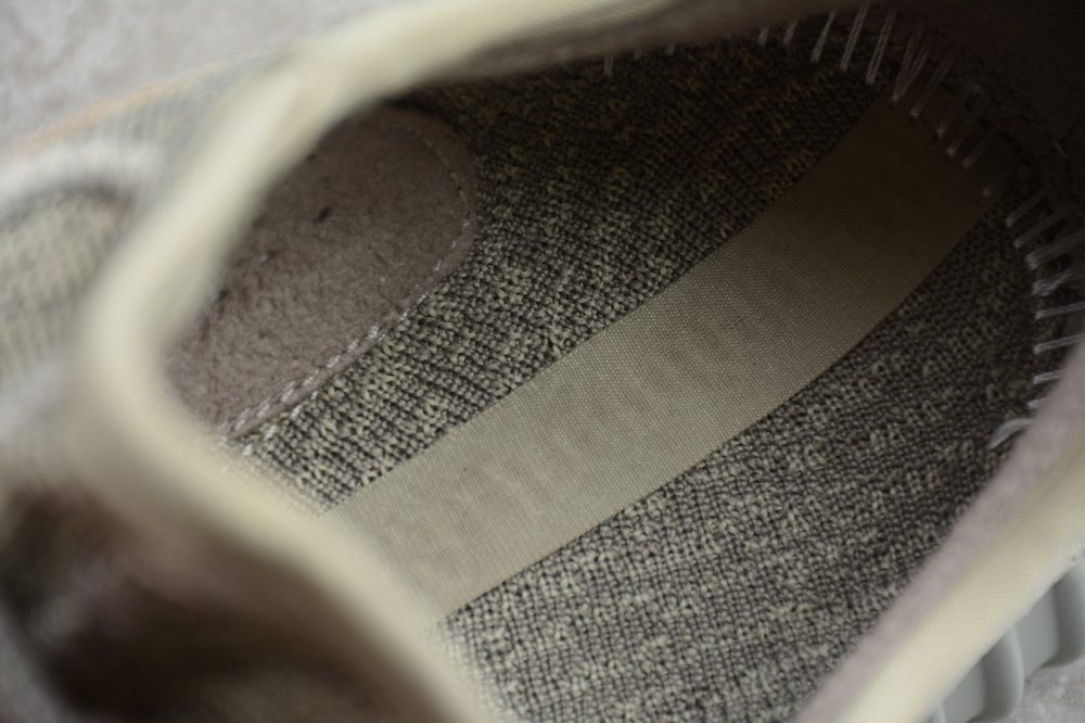 Yzy Boost 350 Moonrock - Image 14