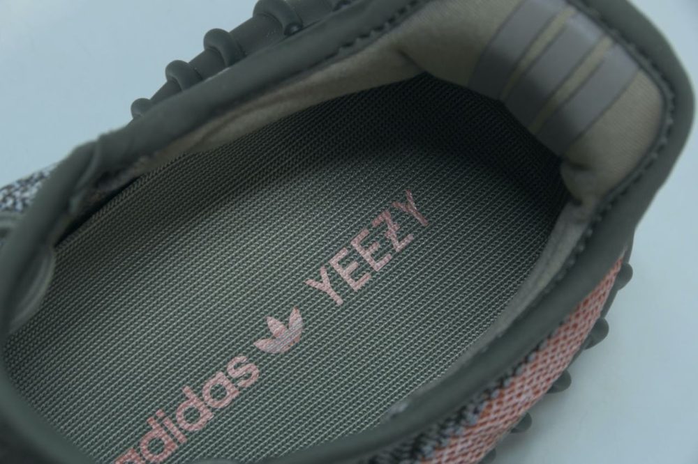 Yzy Boost 350 v2 'Ash Stone' - Image 4