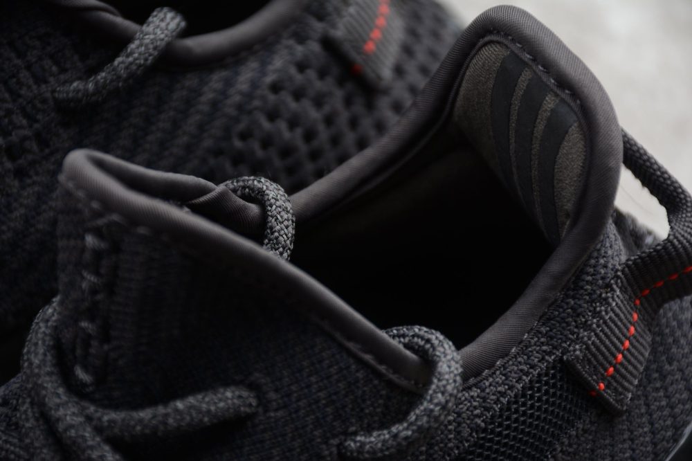 Yzy Boost 350 v2 Black Non-Reflective - Image 10