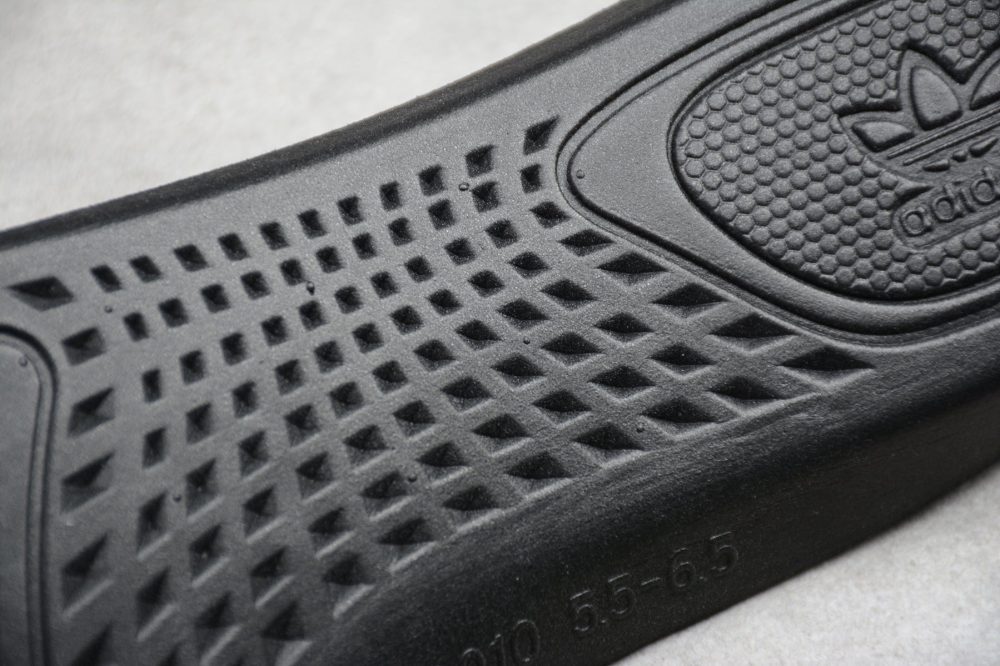 Yzy Boost 350 v2 Black Non-Reflective - Image 12