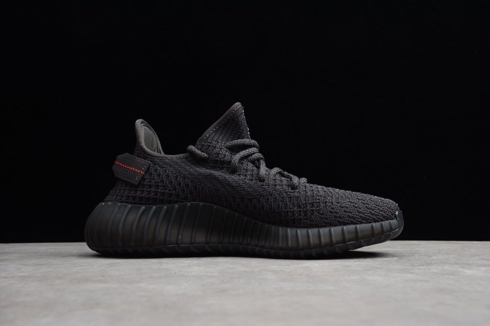 Yzy Boost 350 v2 Black Non-Reflective - Image 3