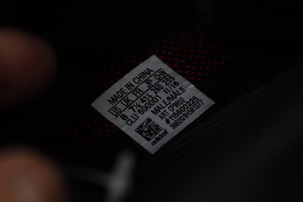 Yzy Boost 350 v2 Black Red "BRED" - Image 13