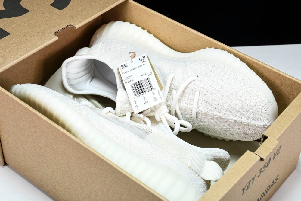 Yzy Boost 350 v2 'Bone' - Image 20